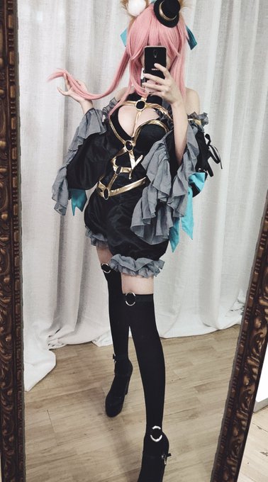 コスプレイヤー爱老师_PhD のTwitter画像77
