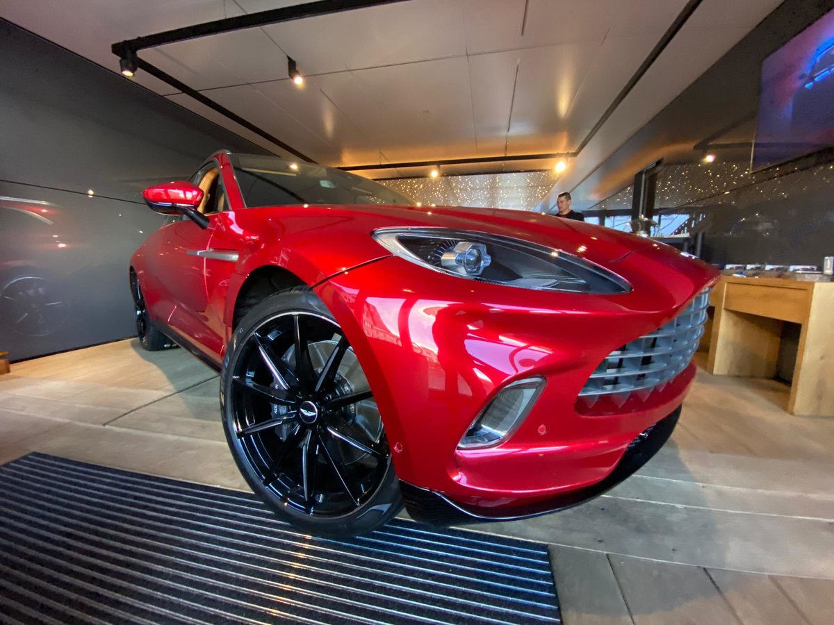 R_Motorsport's tweet photo. At the R-Experience Pop-Up Kitchen & Bar in Pontresina you can not only see our hospitality in a different look, you can also see this stunning red beauty 😍 The first and only Aston Martin DBX on 23 inch wheels #AstonMartin #DBX #Rexperience #apptechwheel https://t.co/ivkgggvViP