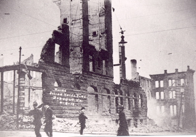 HeritageWorkDBQ's tweet photo. We will see you today at the Dubuque Museum of Art from 12:15-1 p.m. for the "Conflagration! How Fires Shaped Downtown Dubuque" Lunch &amp; Learn. This event is free of charge and open to the public. 

Photo credit: Dubuque: The Encyclopedia by Randolph Lyon https://t.co/ON2w5ezQJt