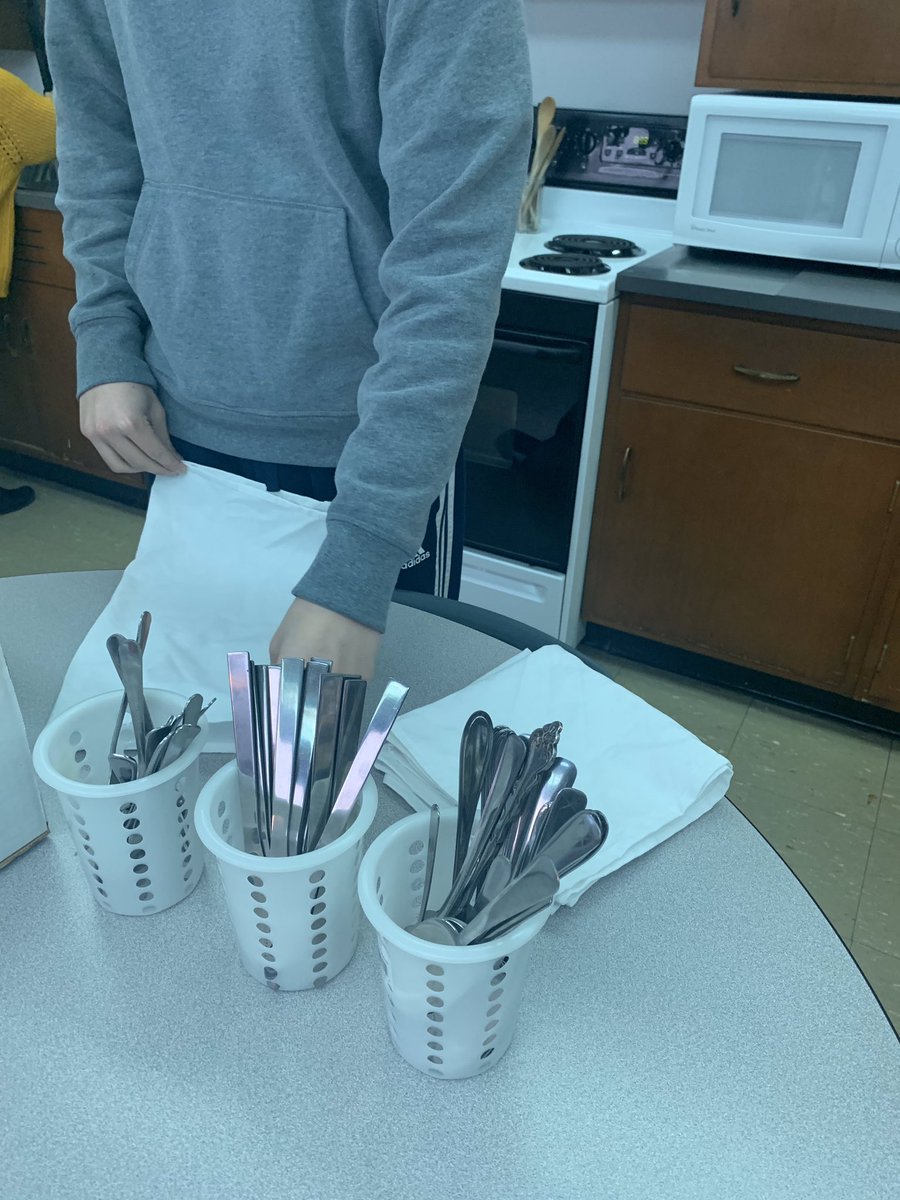 FASDBulldogs's tweet photo. Mrs. English’s high school Life Skills students work hard on their Practical Assessment Exploration System (PAES) lab.

#FASDTogether https://t.co/tqolQbgrrZ