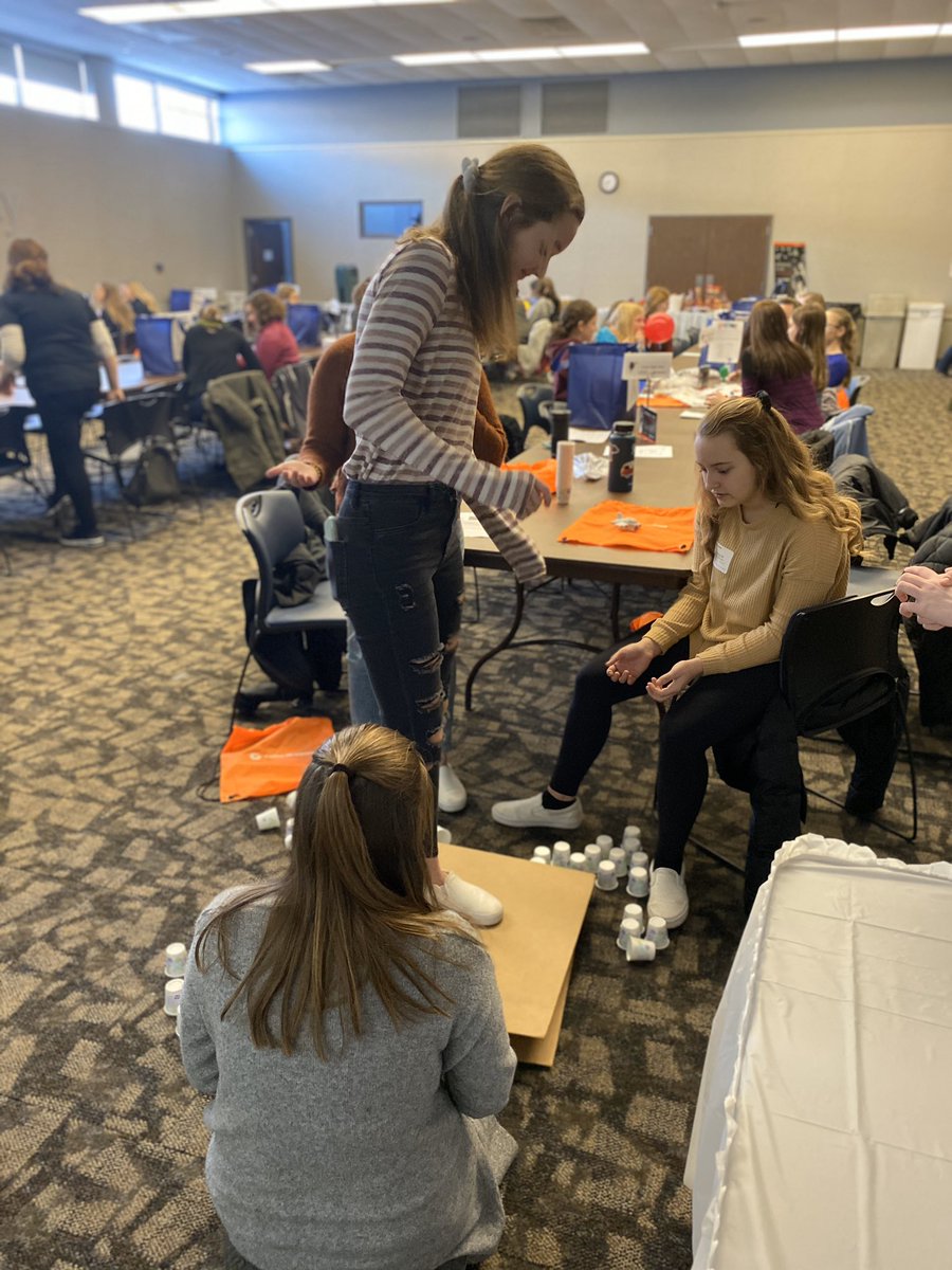 With five girls at @CollinsAerospace for Introduce a Girl to Engineering Day. #GirlsDay2020 #FMSBoltPride