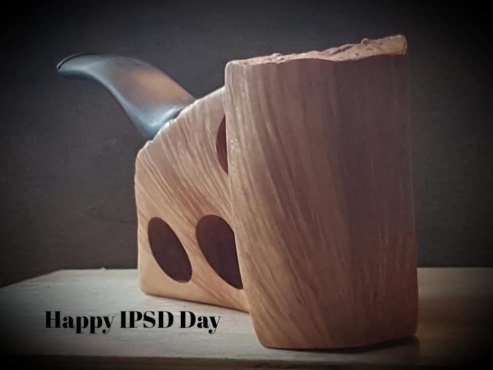 lbarraa's tweet photo. International Pipe Smoking Day 2020! Rise your pipes! Fellow pipe smokers Enjoy our day! #IPSD #IPSD2020 https://t.co/NSkFo7oeDr
