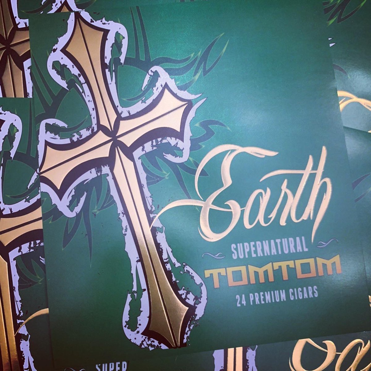 Tomtom by @cojimar_cigars bands and vistas done by CBM #cigarlounge #cigaraficionado #cigarsociety #cigarsnob #cigarsmoker #cigarsinternational #cigarsandwhiskey #cigarsocialclub #cigarsmoker #cigarsmoking #cigarbandman #botl #sotl #eventbands #cigarroller #cigarrolling #cigars