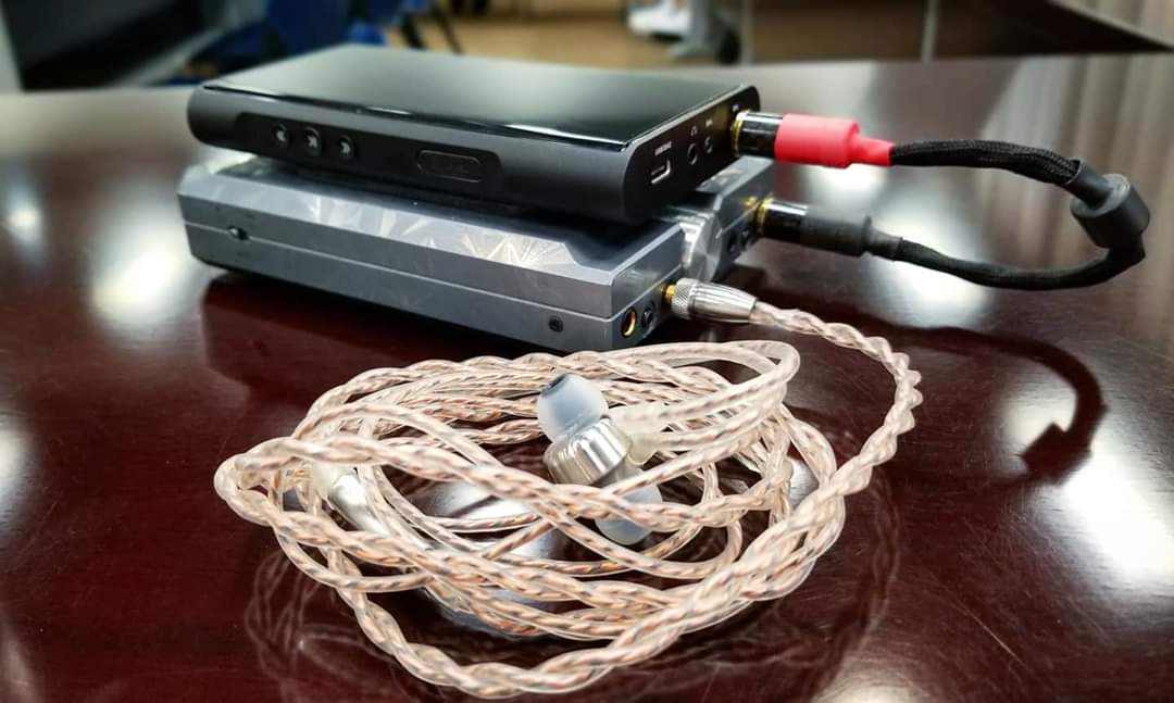 rifg8715's tweet photo. #DAP #Shanling #M6
#AMP #LessFoxAudio #BX2
#Inearphones #RHA #CL750
#Portable #HiFi #PortaFi #HeadFi #DigitialAudioPlayer #Amplifier #Earphones #Music #Audio #Audiophile #高保真 #音響 #便攜音響 #發燒耳機 https://t.co/0lcILF3gOp