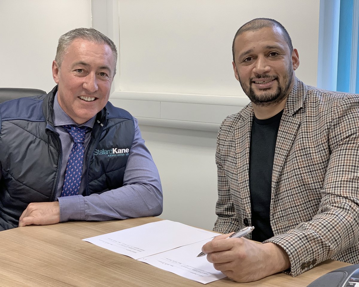 Gainsborough Trinity (@gainstrinityfc) on Twitter photo Itโs official โ <a href="/curtiswoodhous8/">Curtis Woodhouse BEM</a> signs on the dotted line for the next two years โ until 1 May 2022 ๐
#inittogether
@gtfcchairman Itโs official โ <a href="/curtiswoodhous8/">Curtis Woodhouse BEM</a> signs on the dotted line for the next two years โ until 1 May 2022 ๐
#inittogether
@gtfcchairman
