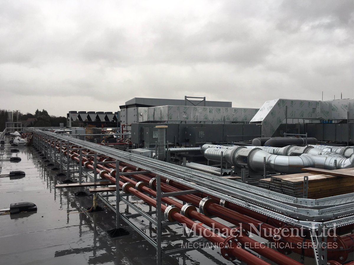 MICHAELNUGENTLT's tweet photo. #MNL’s mechanical works are progressing well at @CanterburyCCUni 

The external roof top plant area has been fitted out, LTHW flushing has commenced on site and 2nd fix fit-out is in progress along with 2nd fix sanitary ware to the toilet’s cores.🔵🔧 https://t.co/tAWoZdeez4