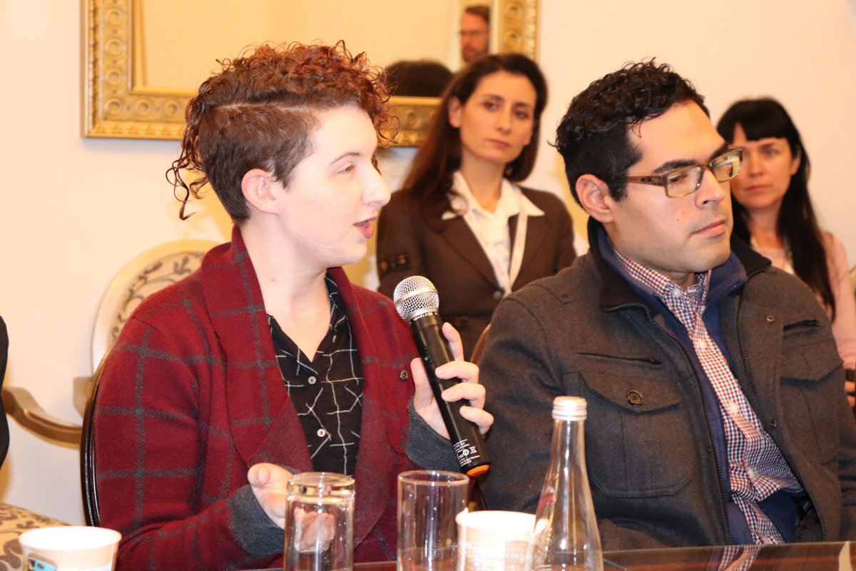 ArabicDivan's tweet photo. In Kooperation mit dem Institute for Cultural Diplomacy gab es ein Symposium zu Kultur als Brückenbilder im Arabischen Kulturhaus #DerDivan. Die Diskussion mit unserem Vorsitzenden S.E. Botschafter Mohammed Al Kuwari war sehr fruchtbar und brachte neue Ideen für Kooperationen ein https://t.co/CGiqfh5Skx