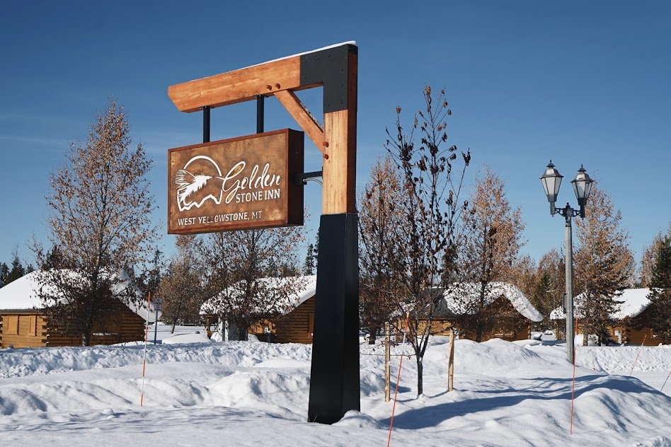 goldenstoneinn's tweet photo. Heading to West Yellowstone for Skijor West? Book your stay with Golden Stone Inn, West Yellowstone’s newest boutique lodging! Check rates and availability here: https://t.co/Vxe7GZxgDL #TravelThursday 
📷@natashashumny https://t.co/PHtqxzqtoO