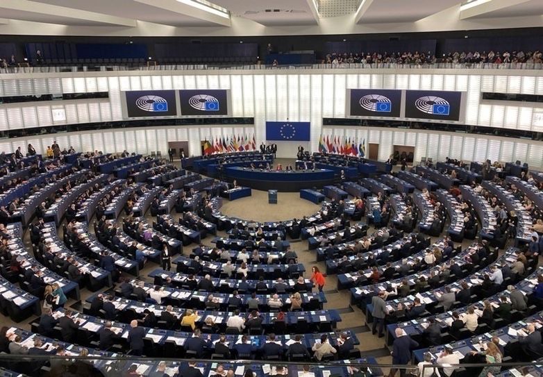 aseaninvesting's tweet photo. European Parliament ratifies the EU-Việt Nam Free Trade Agreement and the EU-Việt Nam Investment Protection Agreement 🇻🇳🇪🇺 #asean #euasean #evfta #euvfta https://t.co/hiVfJ9Aed1 https://t.co/pu8DTVkQLn