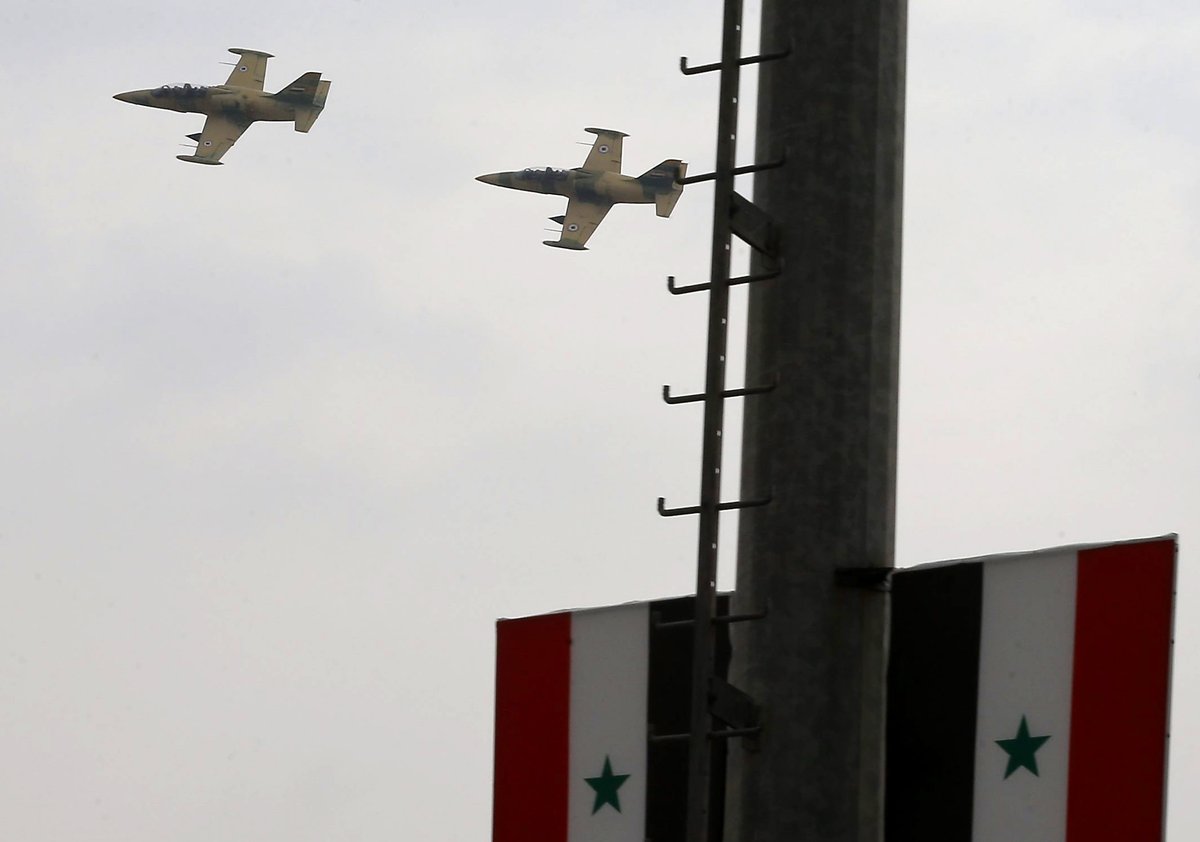 🇹🇷Türkiye: Suriye'de rejim güçlerinin hava saldırısı sonucu 2 asker şehit oldu

🇷🇺Rusya: Hava saldırısını Suriye'nin talebi üzerine biz düzenledik 

➡️ bit.ly/2HHVzpK