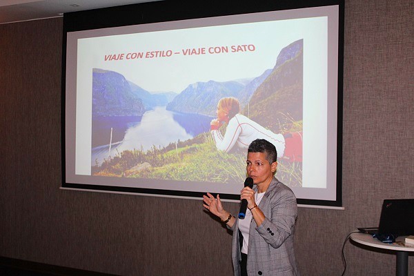 Turiweb1's tweet photo. #VIPViajes y #SatoTours presentan exclusivos circuitos a #Escandinavia, #EuropaOriental e #Inglaterra. Lee la nota aquí: https://t.co/6JhrrTTPxa https://t.co/ndkweO8muC