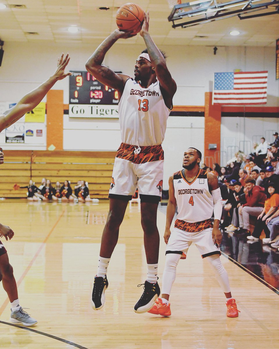 _thatbeanhead_'s tweet photo. Ballin' like we won a championship, yeah
Everybody get a ring, huh!! ๐ฏ๐ค๐พ๐ค๐ #LifeIsGood #LilBaby #Future #Drake #DaBaby #GameDay #LoveDay #RingSeason #GMB #Explore #HBG #GloTeam #GloManBean #GloComingSoon https://t.co/GLpMwUFXNT