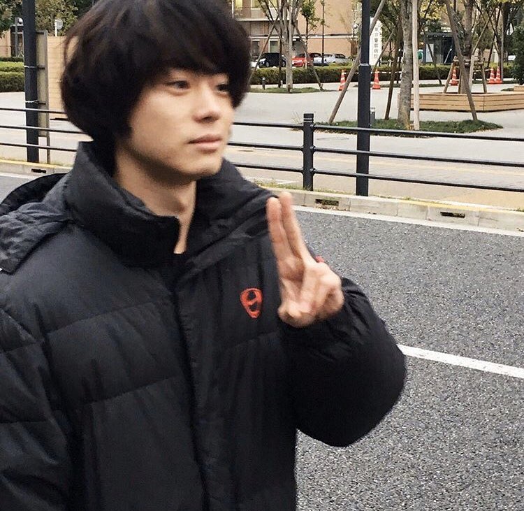 tawasi995's tweet photo. (菅田くん)#誕生日祭 ‼️✊🏻 https://t.co/i4tiH0HDlK