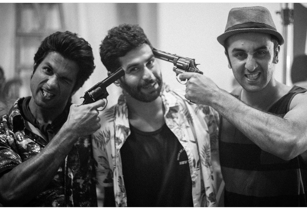 B\W 📷 #RanbirKapoor #ShahidKapoor #KunalRawal