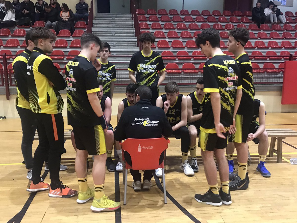 ciutatdinca's tweet photo. Júnior MAS
Citroën @saeztorrens @ciutatdinca 59-72 Dakota Alcúdia
1Q 17-16
2Q 15-18
3Q 13-28
4Q 14-10
Un Inca desmotivat, cau davant un bon rival a partir de la segona part del partit. Quan un equip pot però no vol, és difícil que els resultats siguin positius.
#123Inca https://t.co/ot6qIySyE0