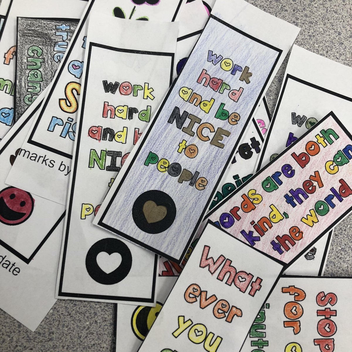 Mrs_Metzgar's tweet photo. Today’s #KindnessWeek activity is bookmarks for assisted living homes in our community! #prideinourpack #reynproud @WRMSWolves https://t.co/XCiYO656nU
