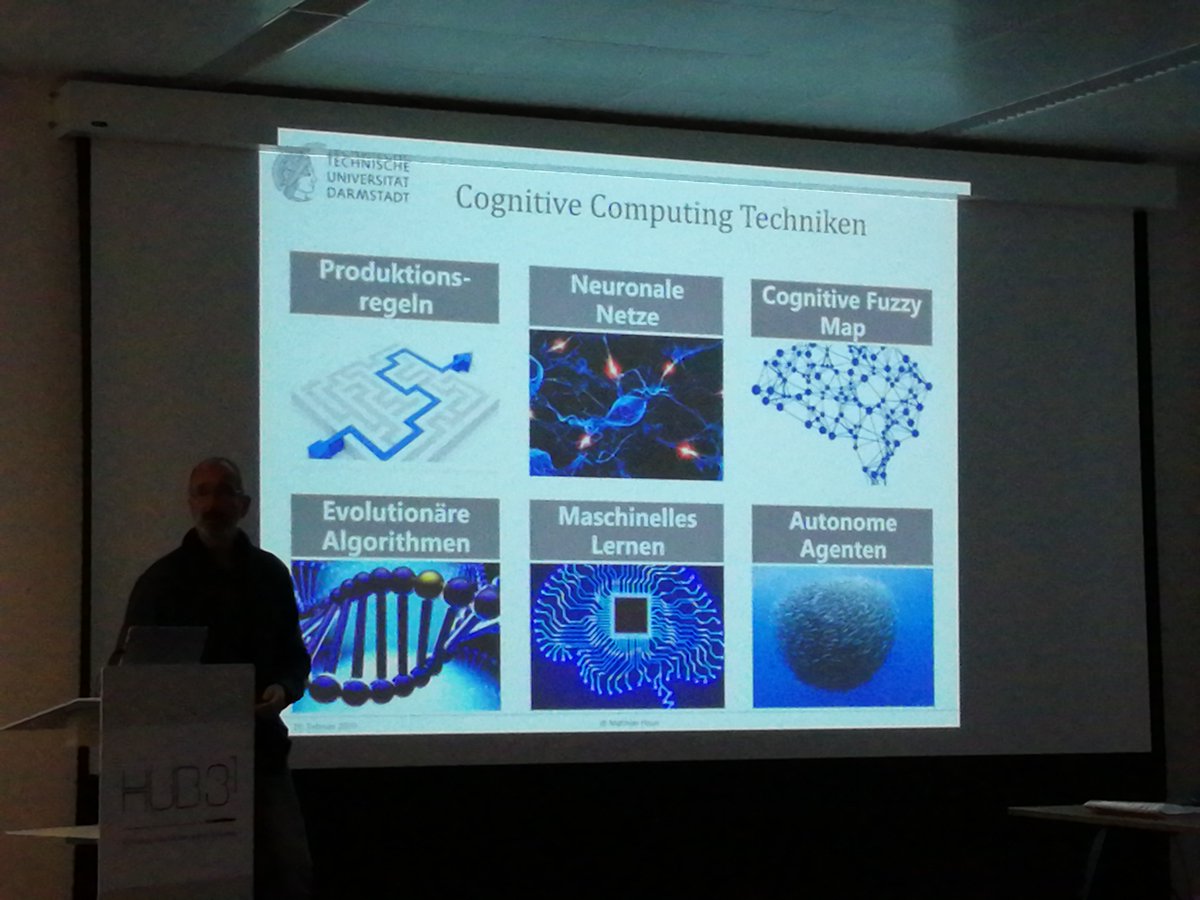 jodageiger's tweet image. Matthias Haun über Artificial Cognition, also die technisch-simulatorische Nachbildung menschlicher Kognition. #PhilKI2020 #ArtificialCognition

Starke These: Die Debatte um moralische Dilemmasituationen beim Autonomen Fahren ist eine Scheindebatte (da das Extremfälle sind).