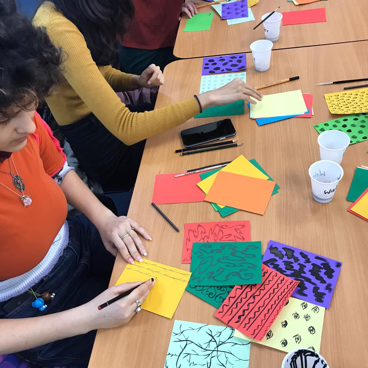 PEER_UK's tweet photo. #TheShoreditchLibraryPrintWorkshop @oomkzine will return this coming Saturday, 22 February 12:00β14:00 with a #MakeaBadge workshop @hackneylibs #ShoreditchLibrary. We still have some available spaces, so sign up by emailing us at local@peeruk.org
@hackneycouncil #PEERintheLibrary https://t.co/tNdQbkFFhH