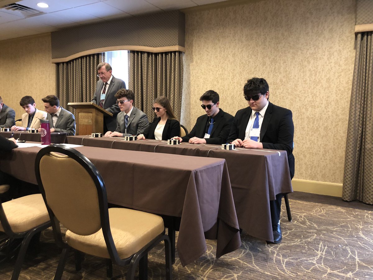 Buzzer beater? I hardly know...
Anyway, BC DECA 2020 QuizBowl team takes down Freedom HS with some shade(s)! 11-10 to move on to the next round😎😎