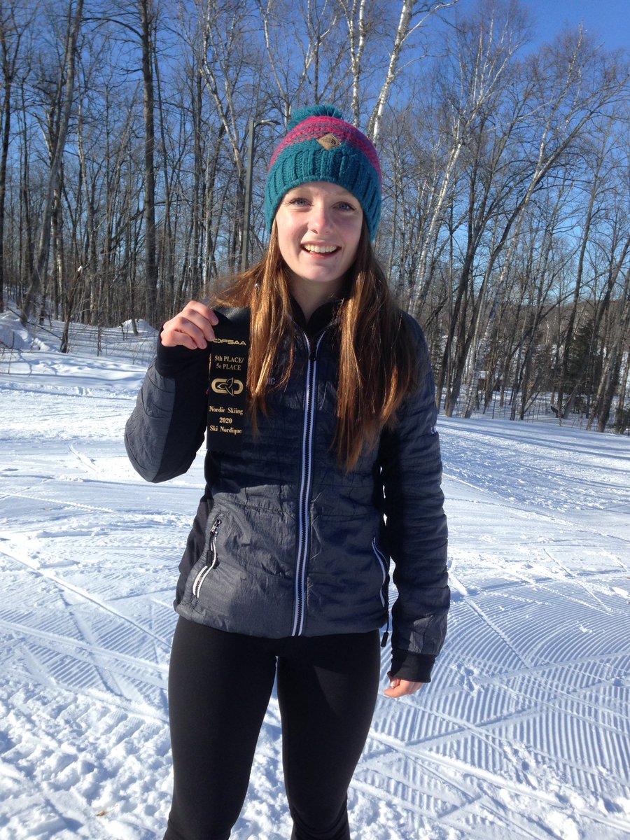 ParrySoundHigh's tweet image. Congrats to Rachel 11th overall (9th open) and to Kennedy 20th overall (5th high school)! Sr. Girls rocked it today: 4th overall team!