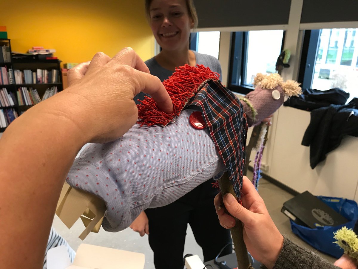 ZeuthenFrederik's tweet photo. Uddannelsesledere bliver onboardet til #Playfullearningdk
#bygdinkæphest #playfullearningpåAbsalon
@margit_mik https://t.co/juBWpxowBU