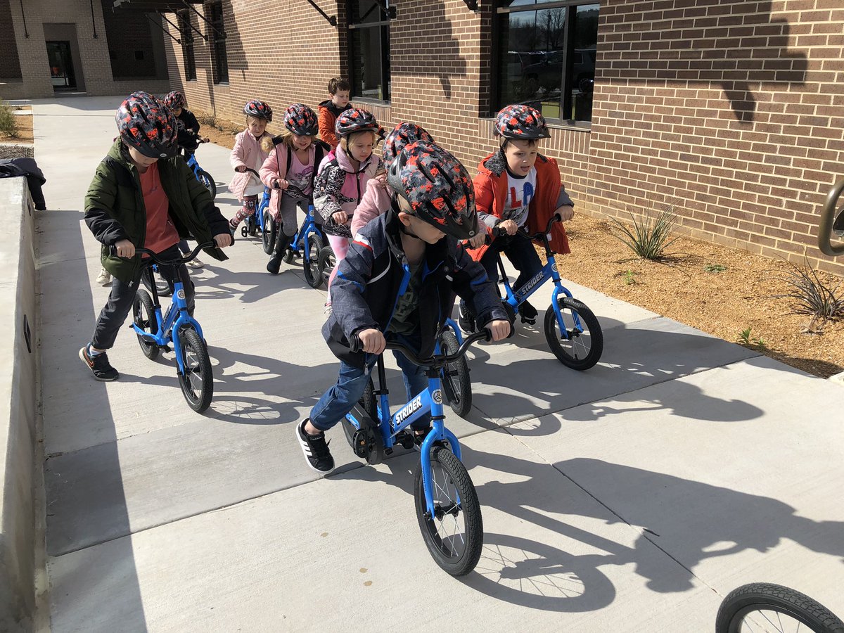 KSmithSidekicks's tweet photo. We finally got a chance to try out the Strider bikes and see all of the ways they can move! We are thankful that the Sun came out today! #cankinder #becannonproud @canSTEM https://t.co/e74WxJrpHr