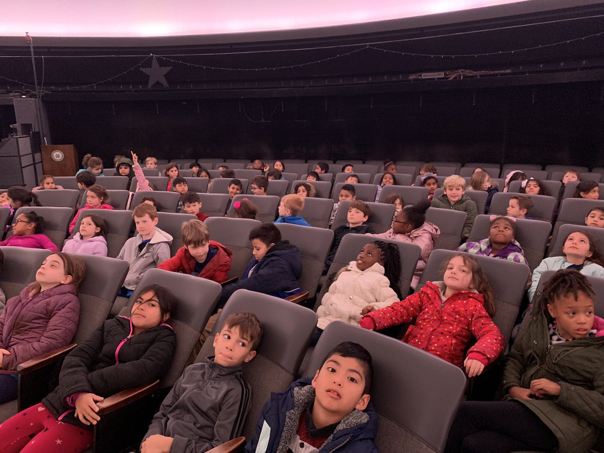 Mrs. Featherston tweet media