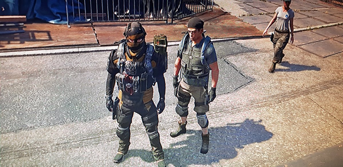 Senequilla_'s tweet photo. Un agente más que se une a la moda del "Traje de Cazado" 😜
Felicidades @emiliofariasfi #TheDivision2 #FriendReferral https://t.co/m52OxqQucG