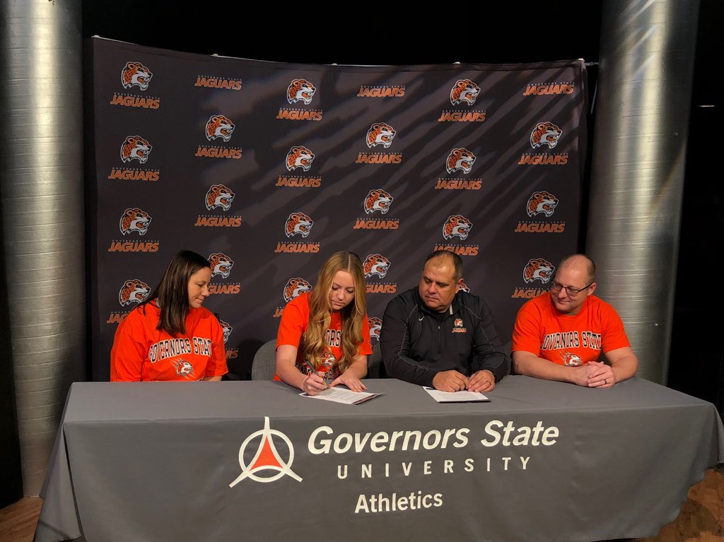 TwinLakesVball's tweet photo. Congratulations Ayanna Thompson on signing to play with Governors State University!  TL Volleyball is proud of you!  @Thompsonay11 @BoilerJuniorsVB @gidalkaiser @tl_indians @samueltking https://t.co/RK67SPgBLM