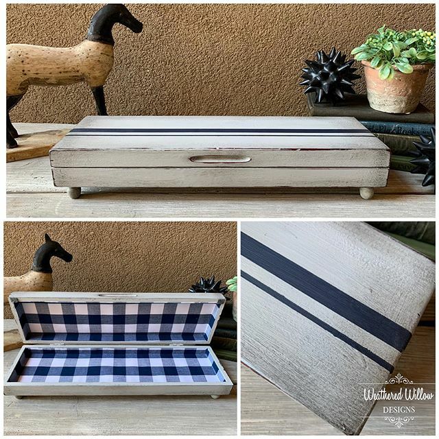 WWillowDesigns's tweet photo. This former vintage knife box has been given a whole new purpose with a set of wooden feet on the bottom, beautiful blue buffalo check lined fabric interior and Paris gray with oxford navy detail. .
.
.
#weatheredwillowdesigns #homedecor #knifebox #woodbox #anniesloanchalkpa… https://t.co/OM1DZgVsYP