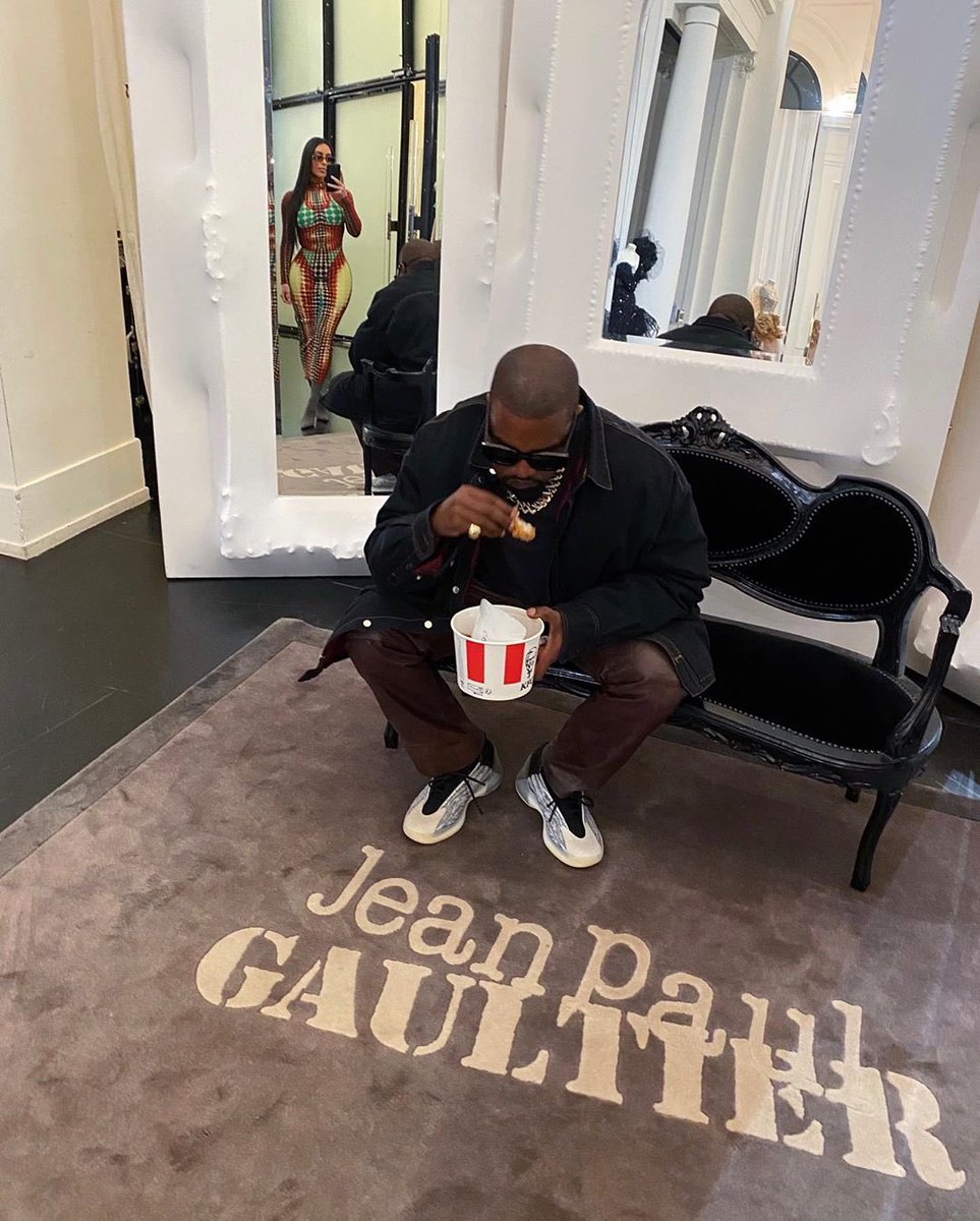 yeezy qntm with jeans