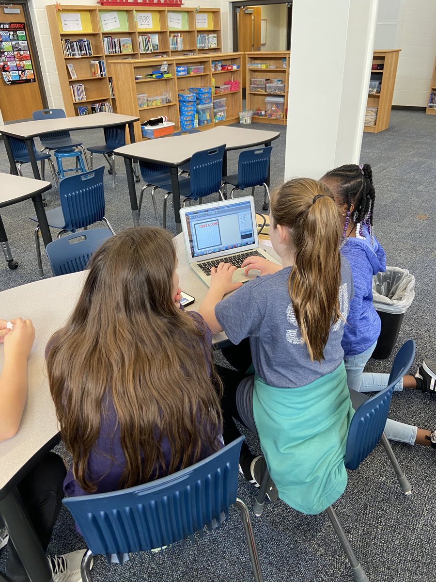 WildcatsLibrary's tweet photo. Working with our Kindness Crew to create vinyl designs for bathroom mirrors! #spreadingkindness โฆ@BVEdFoundationโฉ #grantinaction โฆ@bvlibrariesโฉ https://t.co/uLM9P0mgyZ
