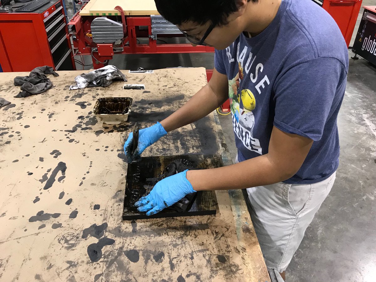 warrensworlds's tweet photo. Valentine Gifts were a Hit !! Global HS students made gifts on our CNC machines !! #MakersGonnaMake #MakeSomething #GlobalHS @WaxahachieISD @Wax_GlobalHS @WISD_CTE @AnnaMarieWarre1 https://t.co/K6c269rOcR