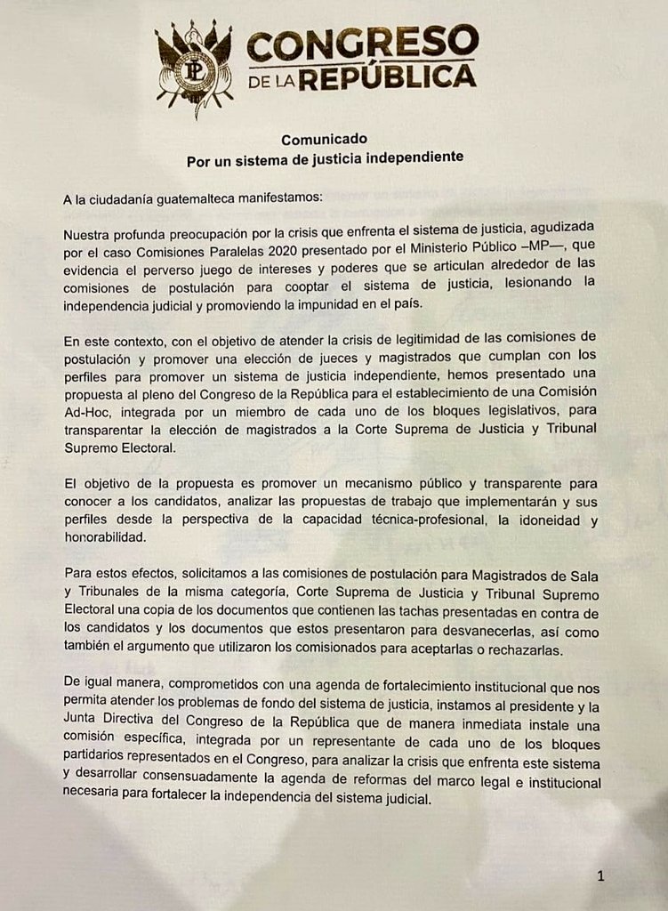 guatevisible's tweet photo. #CSJIntachable

Más de 25 diputados de 10 bloques  proponen al @CongresoGuate la conformación de una comisión (integrada por un parlamentario por bloque) para transparentar la elección de Magistrados de CSJ y TSE que realizarán los diputados.

#SalasIntachables https://t.co/vHWS7Bl0NQ
