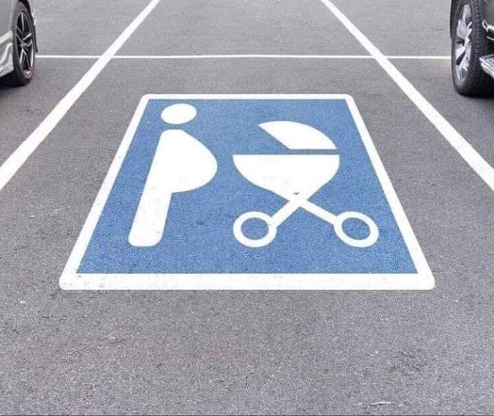 Is dit een parkeerplaats voor mannen met een buikje die graag barbecueën? #...