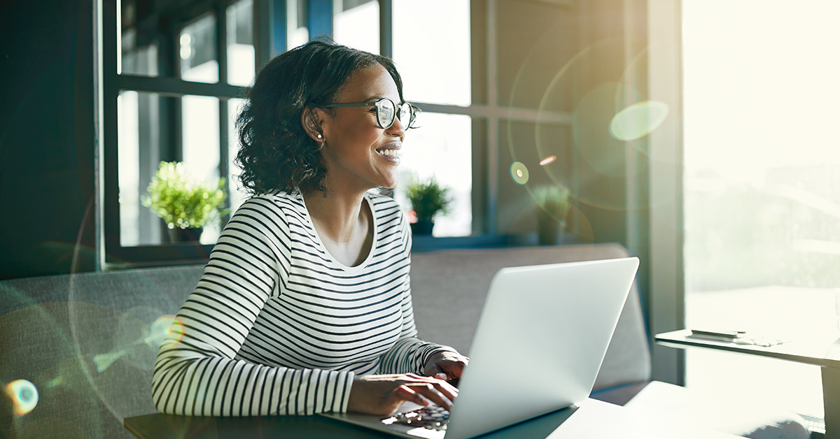 SuperGreenSol's tweet photo. The World Green Building Council reports that employees working near sunlit windows have a 15% higher production rate. Natural light also reduces energy use - saving you on money and helping the environment! #environment #energyefficiency #gogreen https://t.co/GoEZAqMp8f https://t.co/zUdsAuptY2
