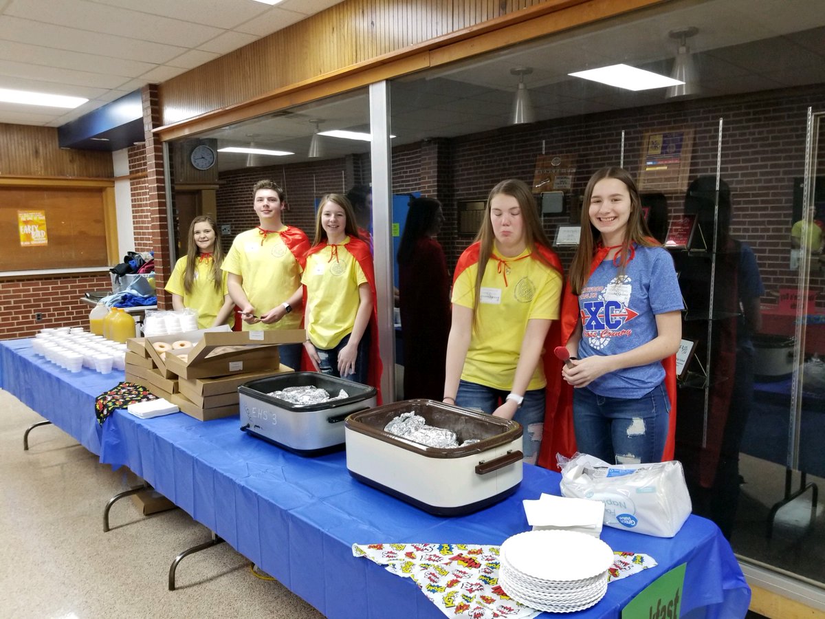 Kansas_KAY's tweet photo. Today's #KAYUnitConference was filled with great brainstorming and awesome service projects thanks to the SUPERFANTASTIC HEROES at @ellinwoodeagles!
Were you in attendance today? Share pictures and stories below! https://t.co/CrrpBEi5QQ