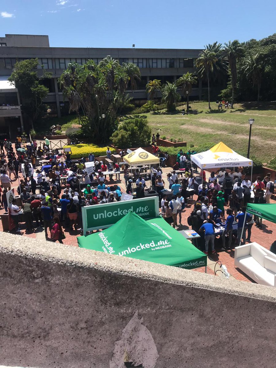 EnactusMandela's tweet photo. Don't worry if you missed us at the South campus today, tomorrow we'll still be there from 13:00 - 14:00. Do the right thing; join the winning society stop being part of the #Sbwl squad 💛#Enacted #BeOneOfUs  #HighwaysToByways2020 https://t.co/GM064l8hGD