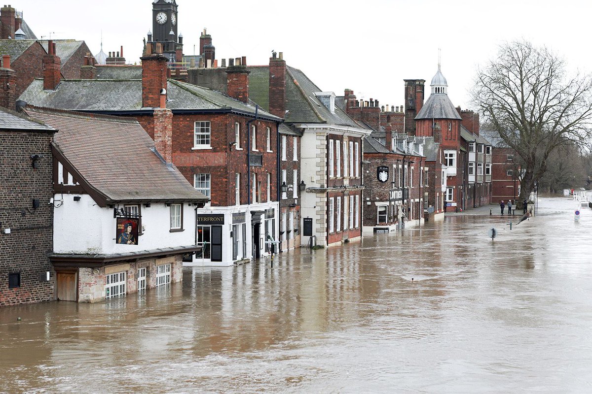 NEW - Guest post: Are UK floods becoming worse due to climate change? | @jamiehannahorse @UK_CEH bit.ly/3bTxXwe