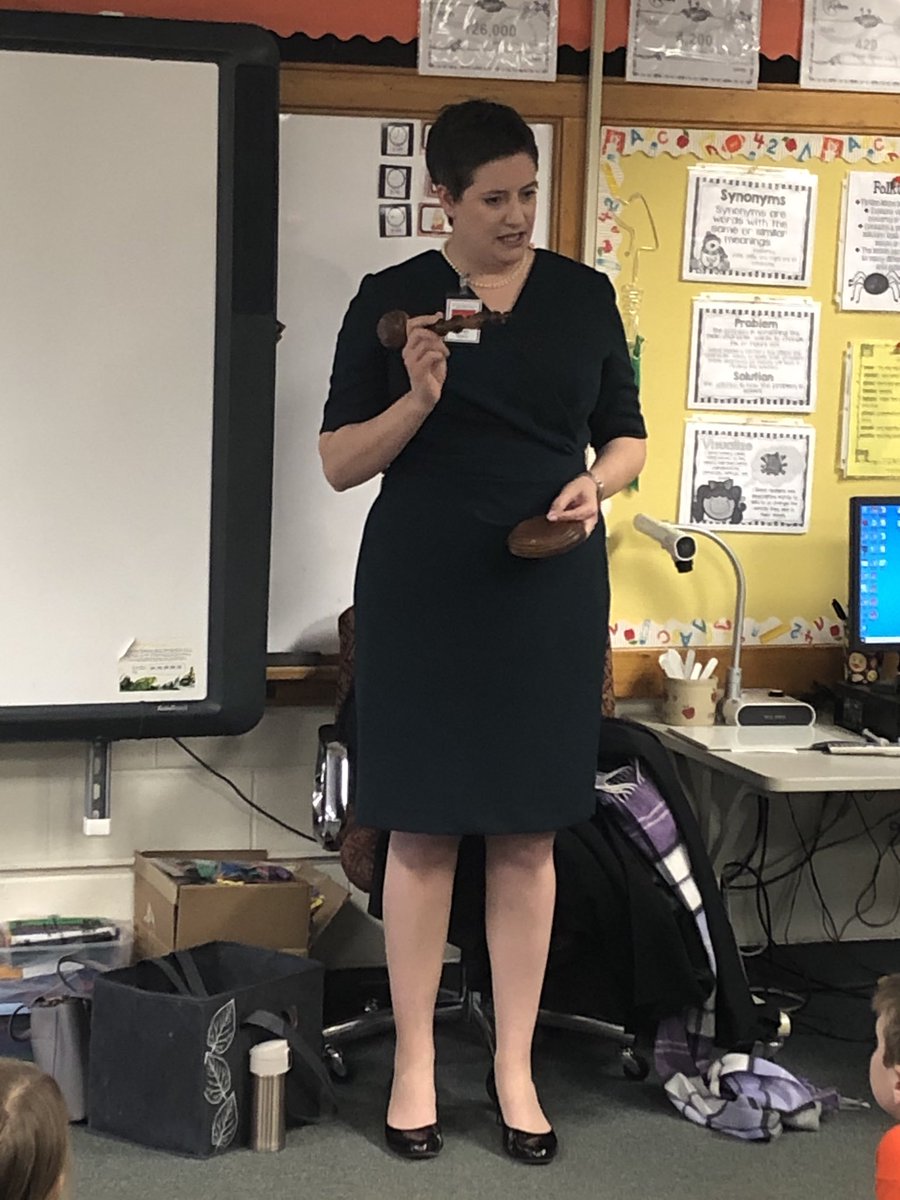 QueenLean44's tweet image. Judge Sutton visited our class at Lincoln School and talked about her duties as a judge!  It was wonderful!  She also gave our class a book about Abe Lincoln.  #mac185