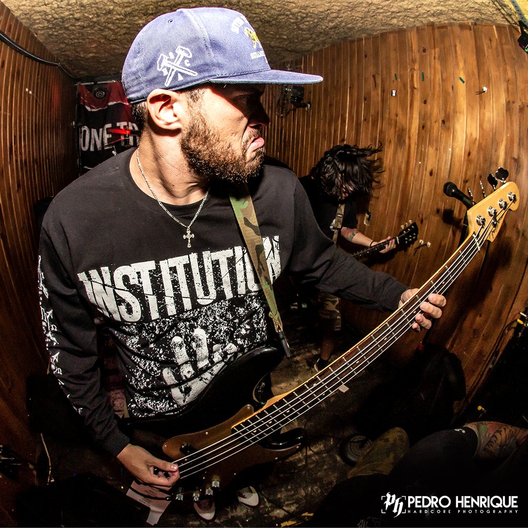 15/02/2020 - BURN FEST - Foto por <a href="/ph/">Paul Hammond</a>.fotos
⠀
Próximo show: 1 de Março com os amigos do: <a href="/questionshc/">Questions</a> + @amorfooficial + @ravelhc_ + @aptovulgar + @qiamenoshc
⠀
Na @casamarelarock