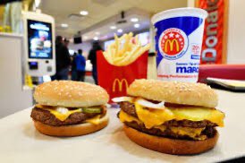 LCHSnews's tweet photo. Hungry for fast food? Respond to this tweet using the hashtag #fastfoodfavs and tell us your go to fast food order! https://t.co/xNkXUAChoG