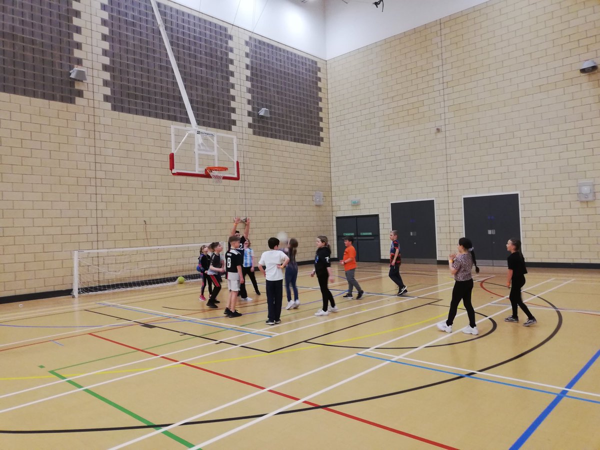 ALSportDev_GP's tweet photo. Fantastic turnout today for half term playscheme at Ebbw Vale with over 60 attendees!  Activities enjoyed included football, dodgeball, basketball, benchball, tag rugby and multi skill games. https://t.co/77AEUnnwGp