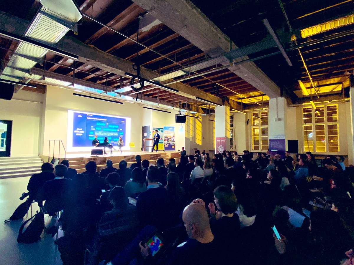 sesamers's tweet image. Live from @TheDriveryGmbH with @KarimaDelli @joelhazan SophieBailly launching the 3rd edition of the @EuStartupPrize #mobility #startups