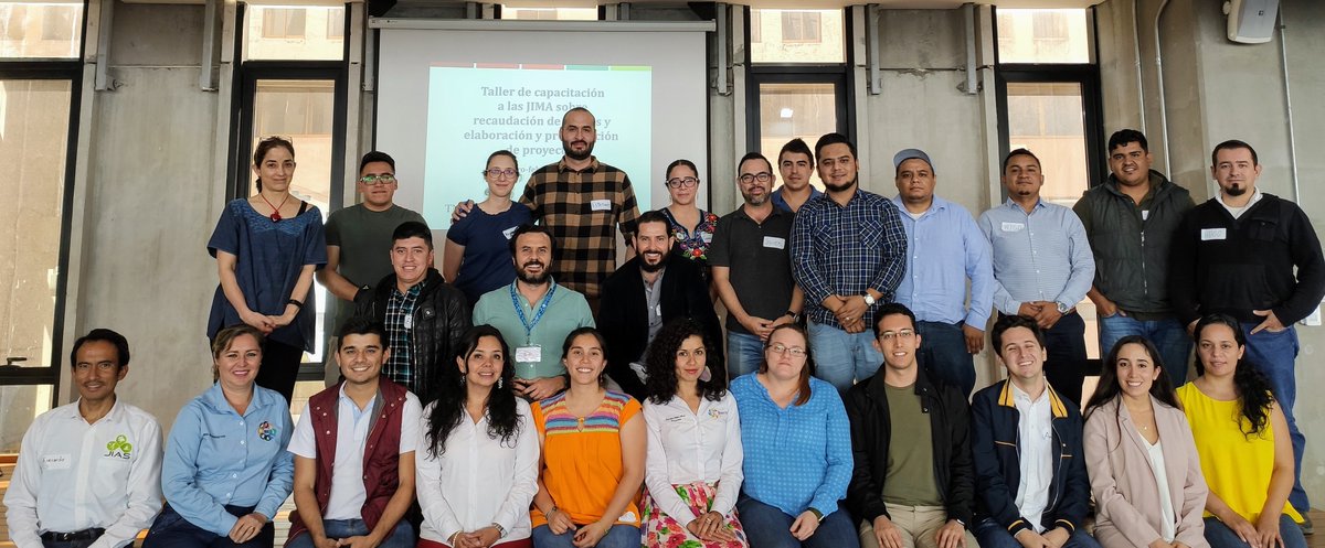 menosdosgrados's tweet photo. Ayer fue el 2do Taller de Financiamiento y #ProcuracióndeFondos con las #JIMAS, capacitamos sobre #ArquitecturaFinancieraClimática y diseño de proyectos. Gracias @aipromades @JIAS_AltosSur @JICOSUR @JIRA_MX @JIRCOMx @LaJISOC @JIMAV_Jalisco @JINOR16 #JIMAL @Mexico_TNC @SemadetJal https://t.co/3zbfE8exXk