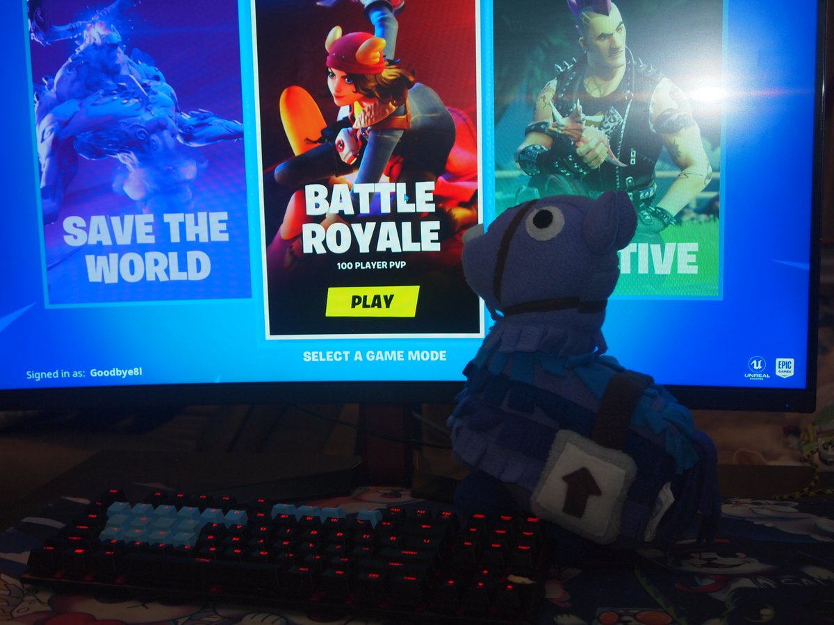 LunarBellum's tweet photo. Lucy the llama wants to see what this new chapter has instore.😄
Break time is Game time! 👾
#fortnitechapter2 #fortnite #gamergirl #crafting https://t.co/hCJJCp3QN9