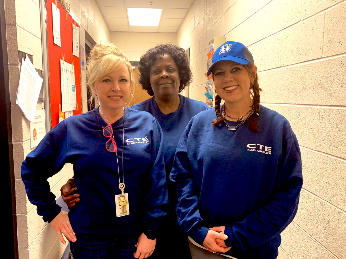 HCTE ❤️s and appreciates our Columbia High School professional school counselors for all they do for students, faculty, and parents to make HCTE GREAT!
#Careerteched <a href="/HSVCTE/">Huntsville CTE</a> <a href="/HSVK12/">Huntsville City Schools</a> <a href="/CTEWorks/">Advance CTE</a> #HSVCTE
