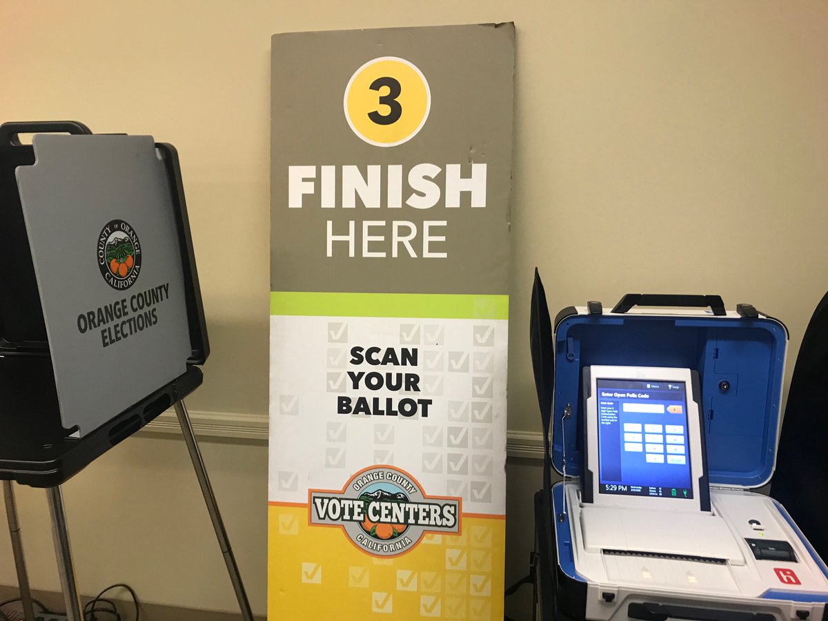 PauletteChaffee's tweet photo. The #FullertonPublicLibrary was the location for a hands on session in how to use the new voting machines. Every registered voter in OC received a ballot by mail. If the voter doesn't want to use the paper ballot, the machines at the Vote Center can be used. #everyvotecounts https://t.co/rSV3N9r3D6