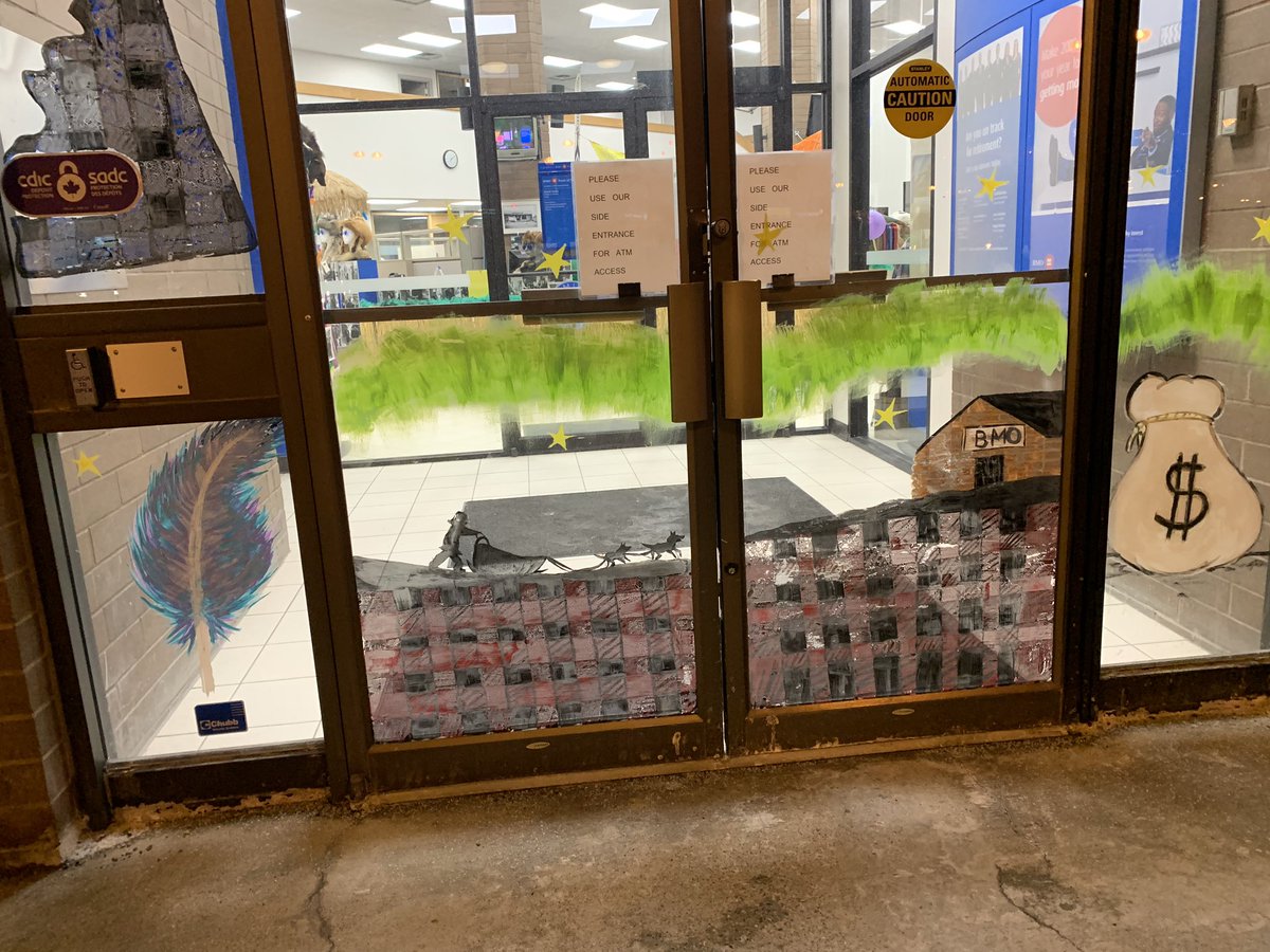 Happy Yukon Sourdough Rendezvous Festival from all of us at BMO!Thank you to all our wonderful clients /friends who have let us borrow their special family treasures for the Business Decor Challenge . Still time to vote ...Please vote@ yukonrendezvous.com/2020-business-… 
#proudtoworkatbmo