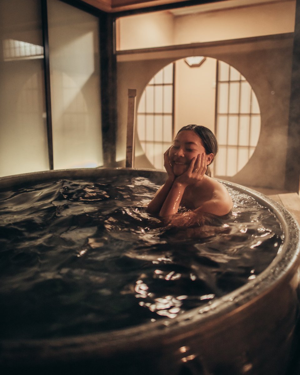 Stayed in a traditional Japanese Ryokan with a private onsen in Nagano! Included everything from where I stayed, ate and all of the costs in my recent vlog if you wanna check it out 😊 youtu.be/iR1Shmi52uQ